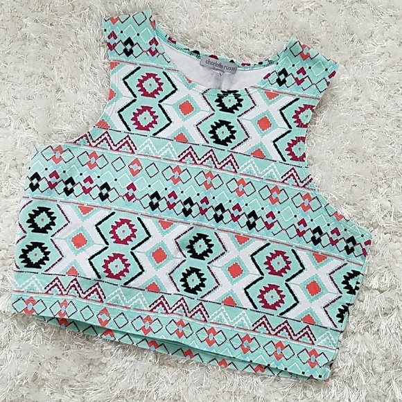 Cute short sleeveless top, large - Picture 1 of 4